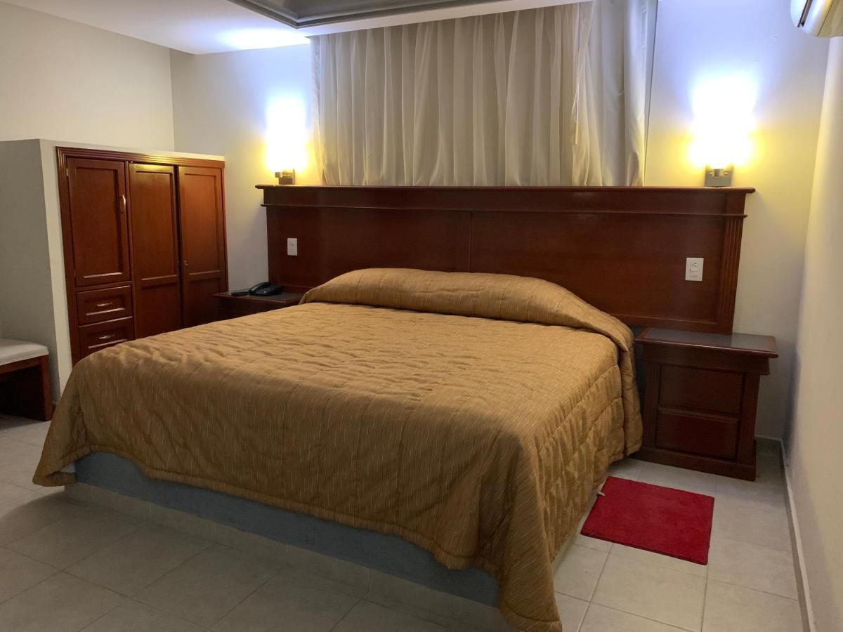 Real Del Sur Motel Moroleon Luaran gambar