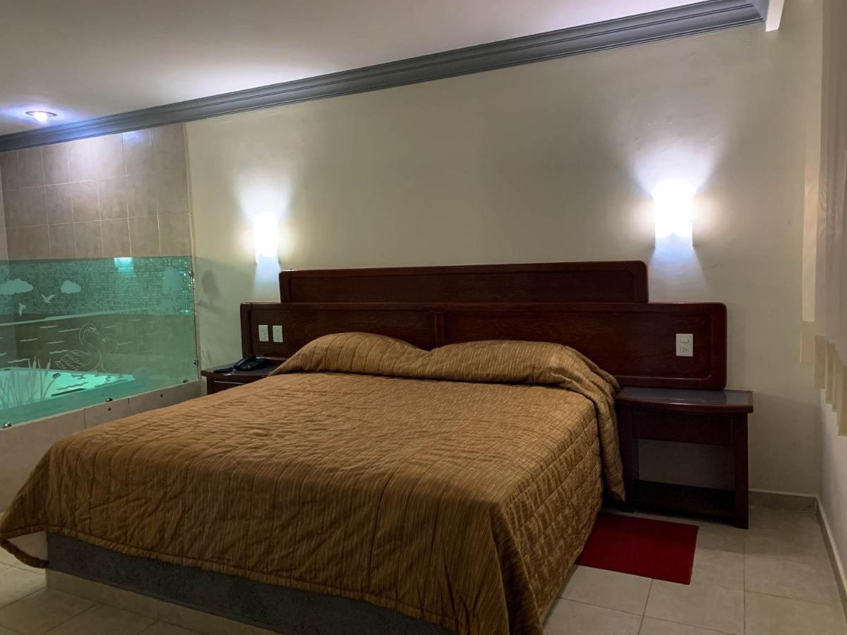 Real Del Sur Motel Moroleon Luaran gambar