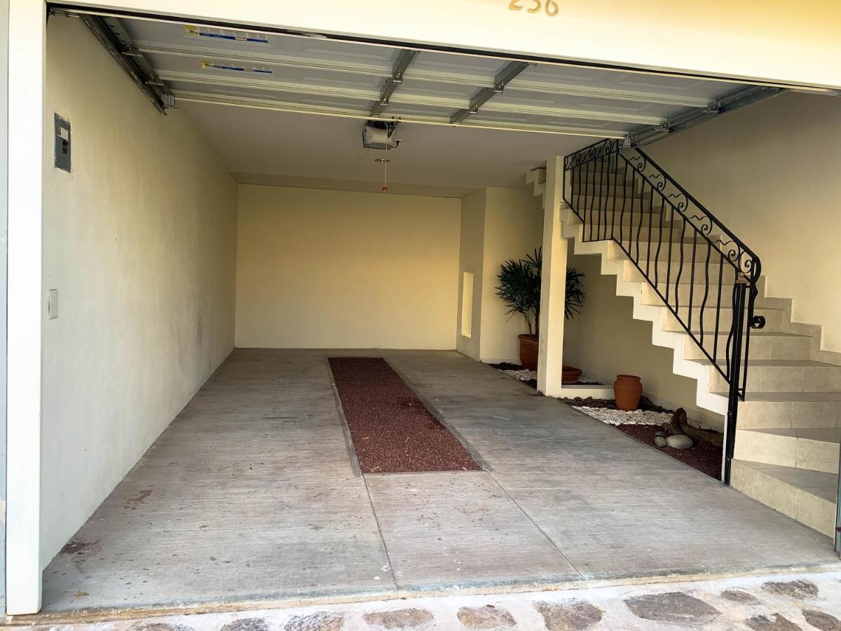 Real Del Sur Motel Moroleon Luaran gambar